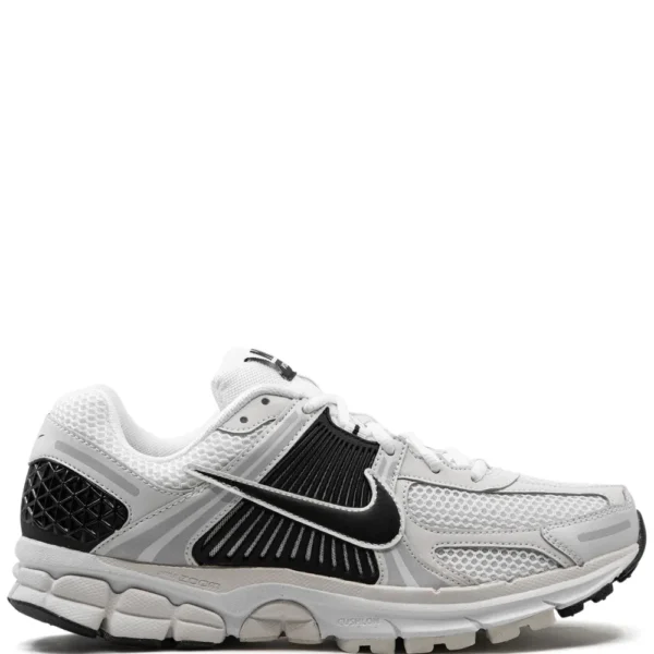 Nike Zoom Vomero 5 White Black