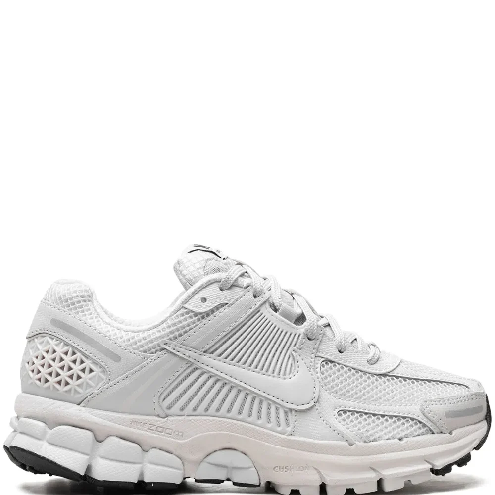 Nike Zoom Vomero 5 Triple White