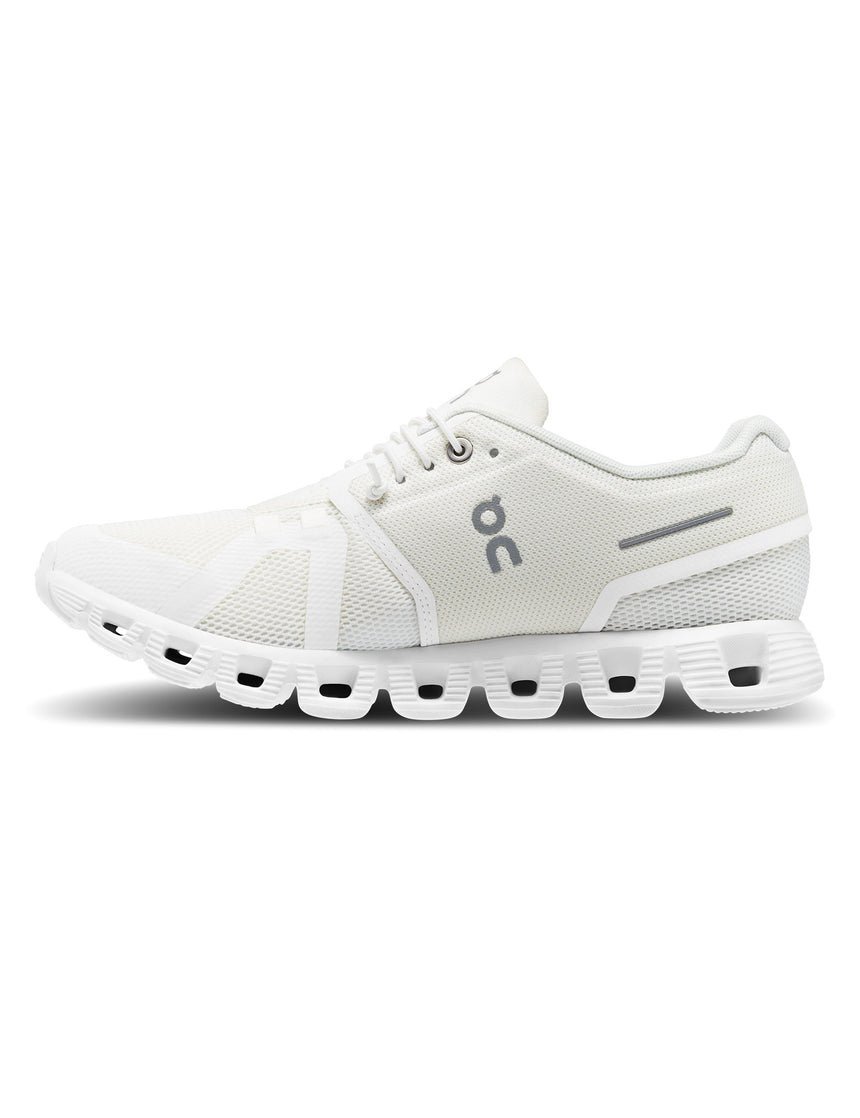 On Running Cloud 5 Undyed White Image 3