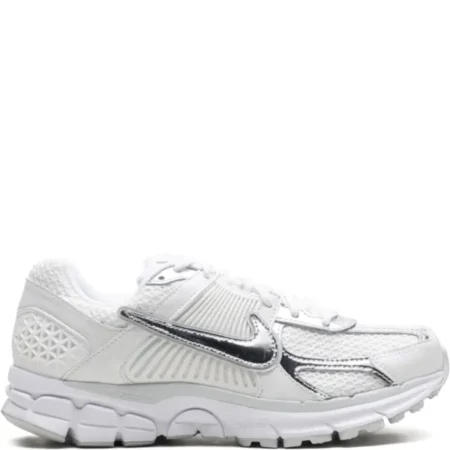 Nike Zoom Vomero 5 Chrome Toe