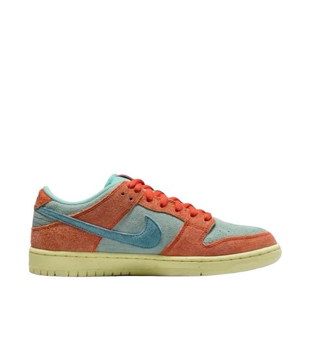 Nike SB Dunk Low Orange Emerald Rise