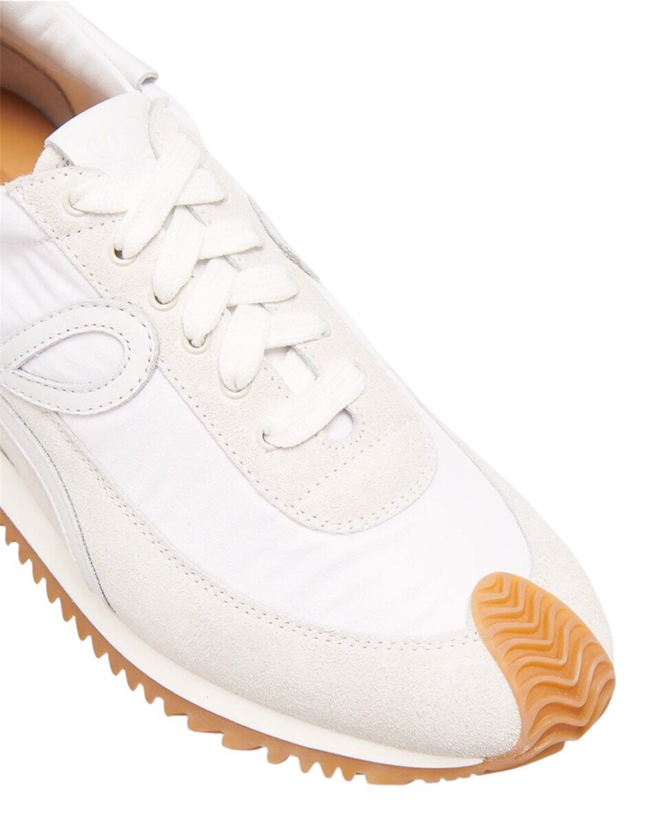 Loewe Flow Runner Low White Light Grey Gum Image 4